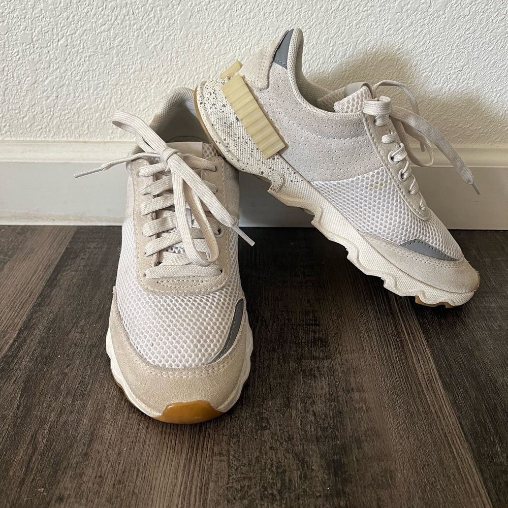 Sorel Cream and White Sneakers